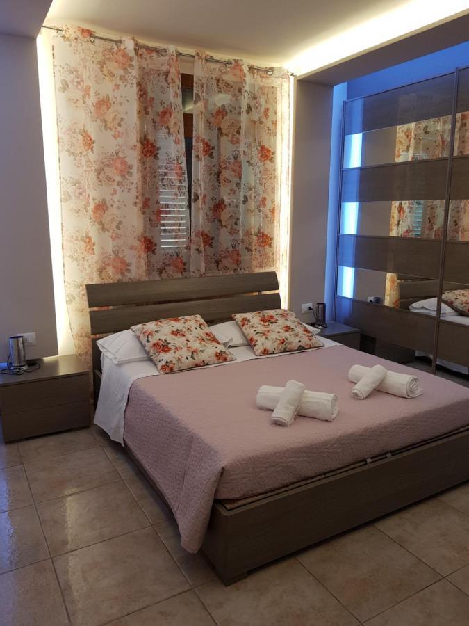 Affittacamere Casa Brajan ฟอลลอนนีกา ภายนอก รูปภาพ
